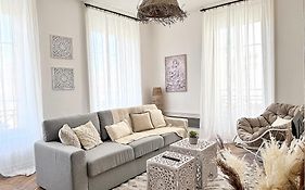 Cinnabar - Appartement 10 Personnes - Check In H24 & Wifi